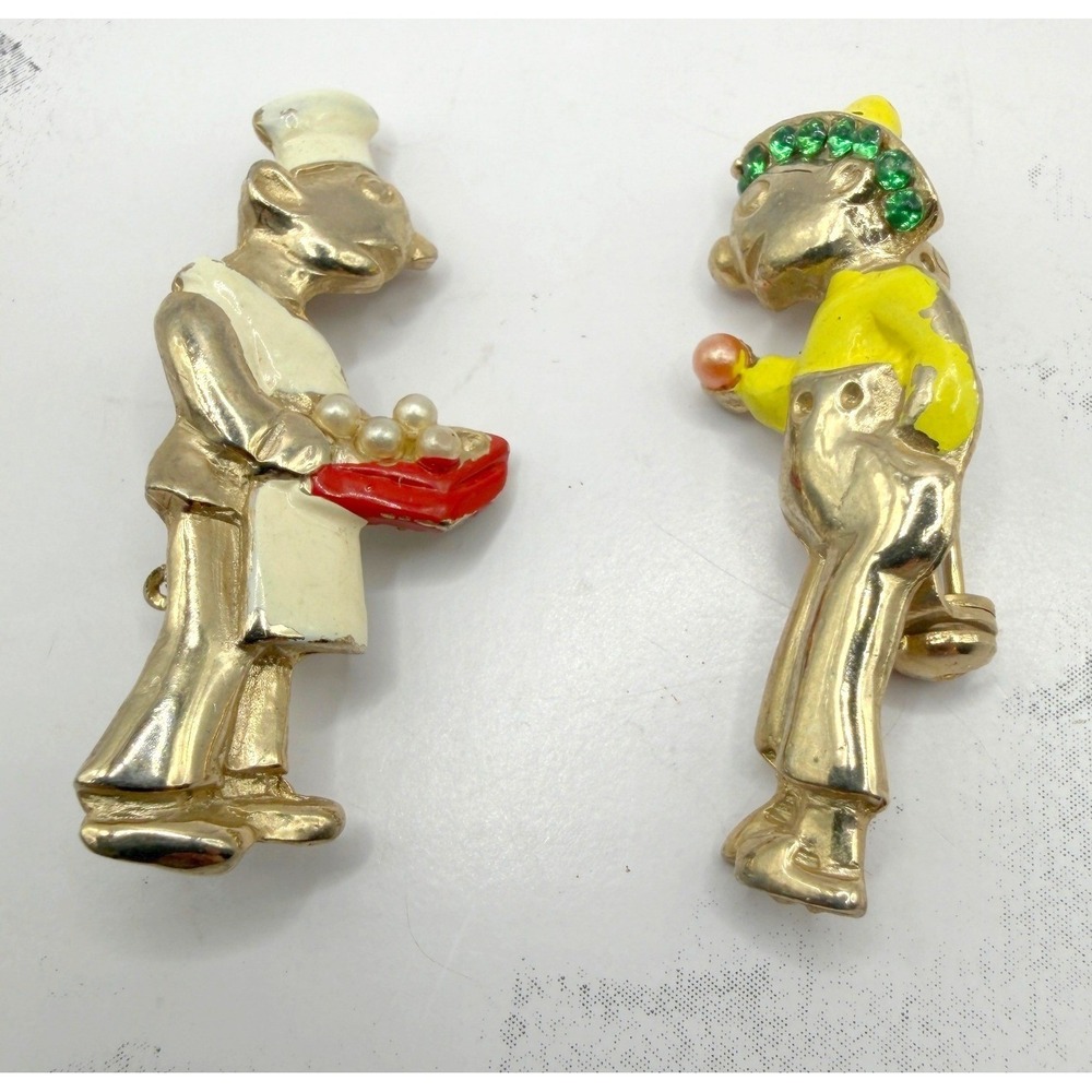 Vintage Novelty Figural Brooch Pair Chef Sombrero Man Gold Tone Pins Faux pearls